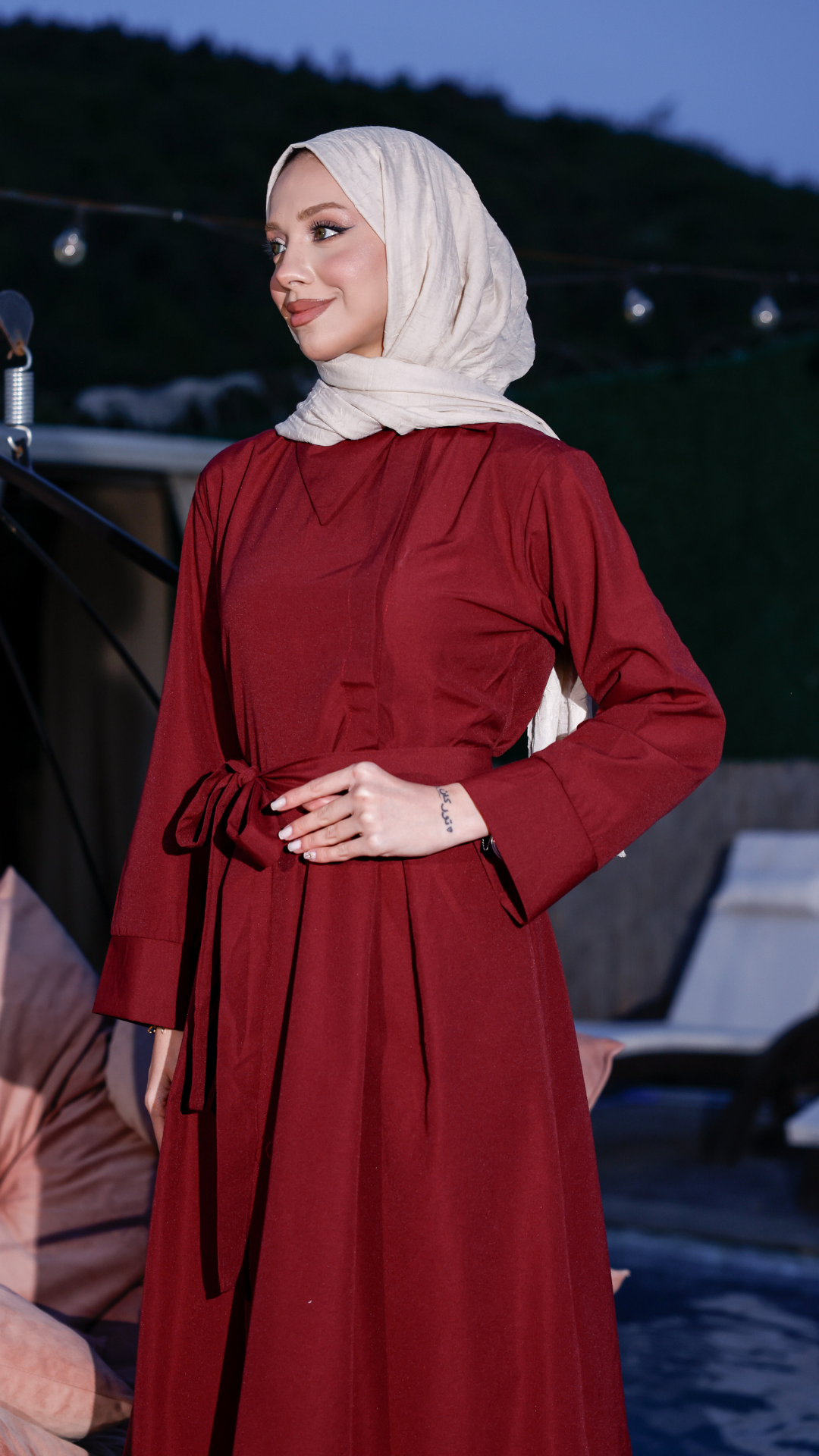 Çapraz Yaka Detaylı Kemerli Elbise - Bordo