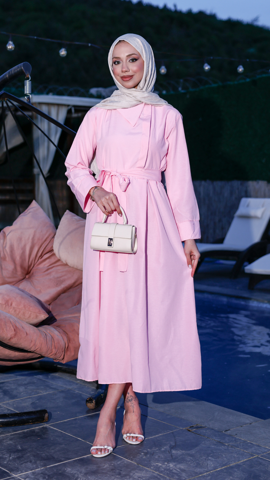 Çapraz Yaka Detaylı Kemerli Elbise- Pembe